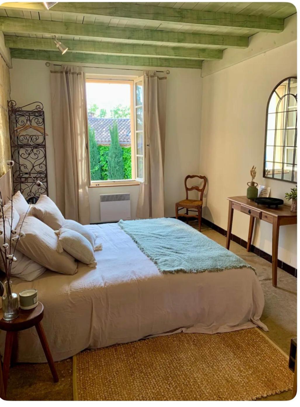 Appartement Le Figuier à Beauvoisin  Extérieur photo